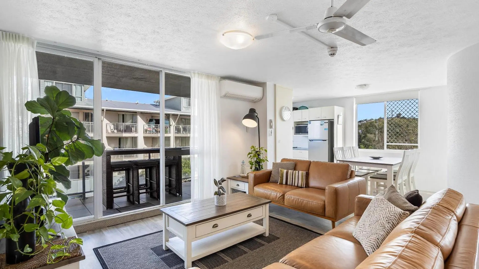 Mandolin Beachfront Resort Alexandra Headland Aparthotel