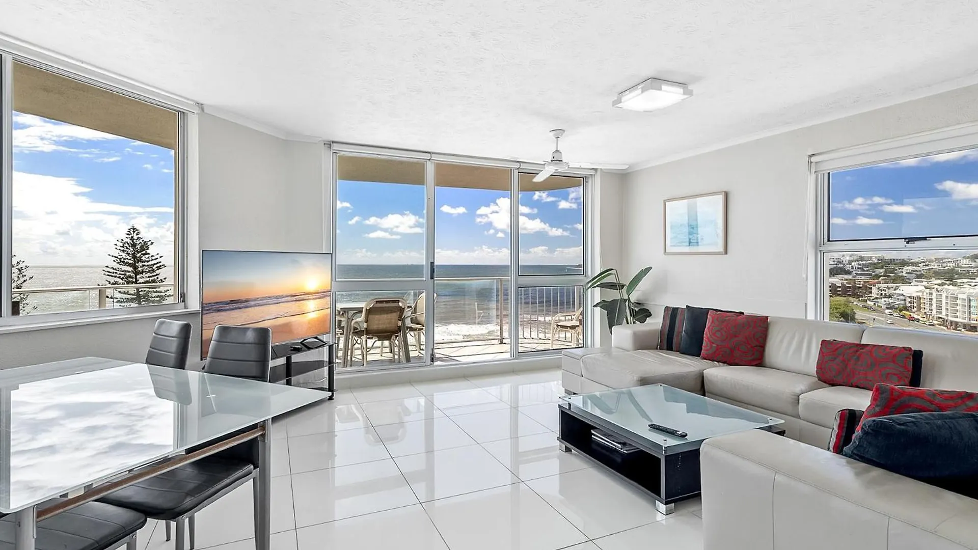 Mandolin Beachfront Resort Alexandra Headland Australia