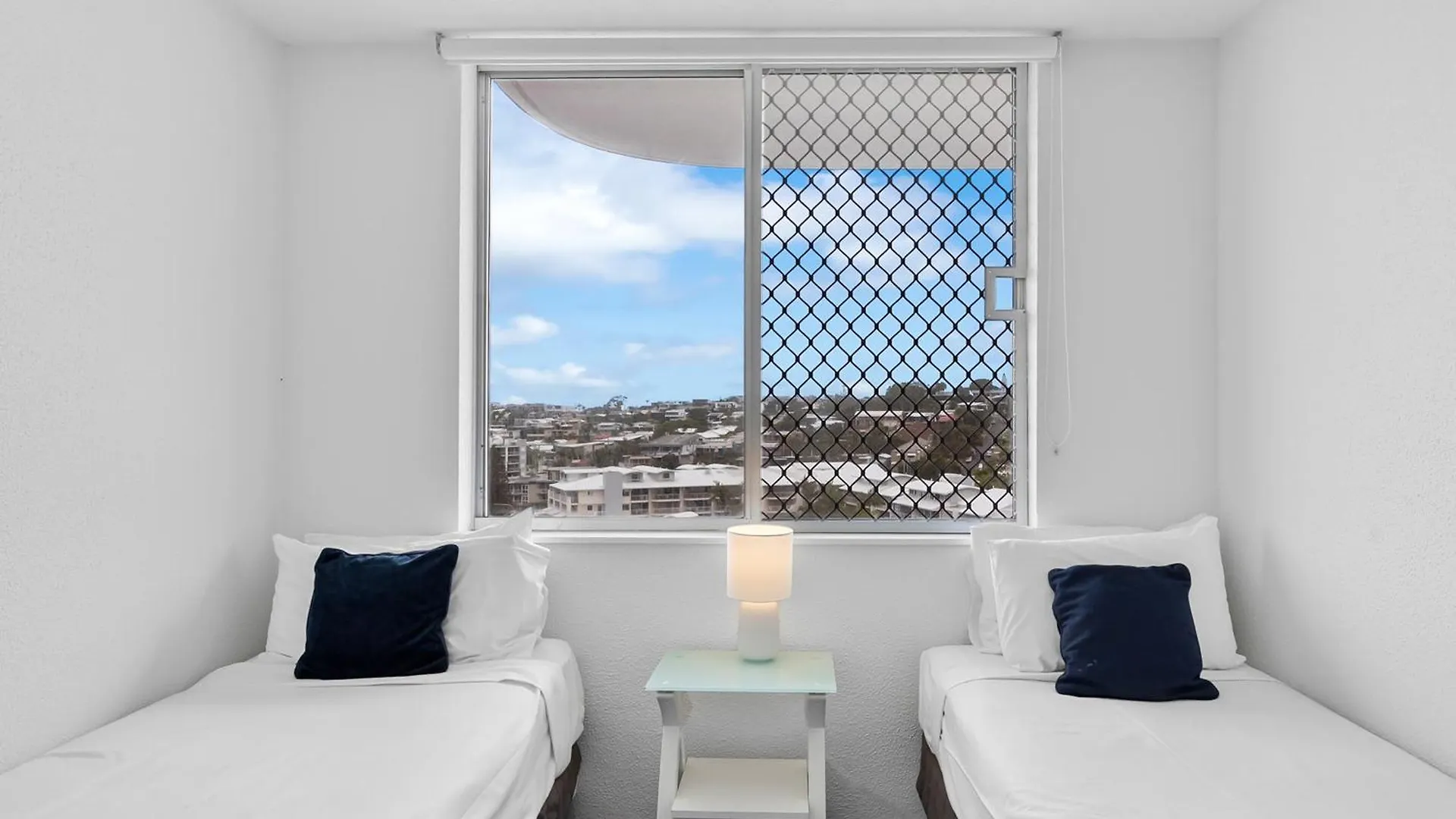 Aparthotel Mandolin Beachfront Resort Alexandra Headland