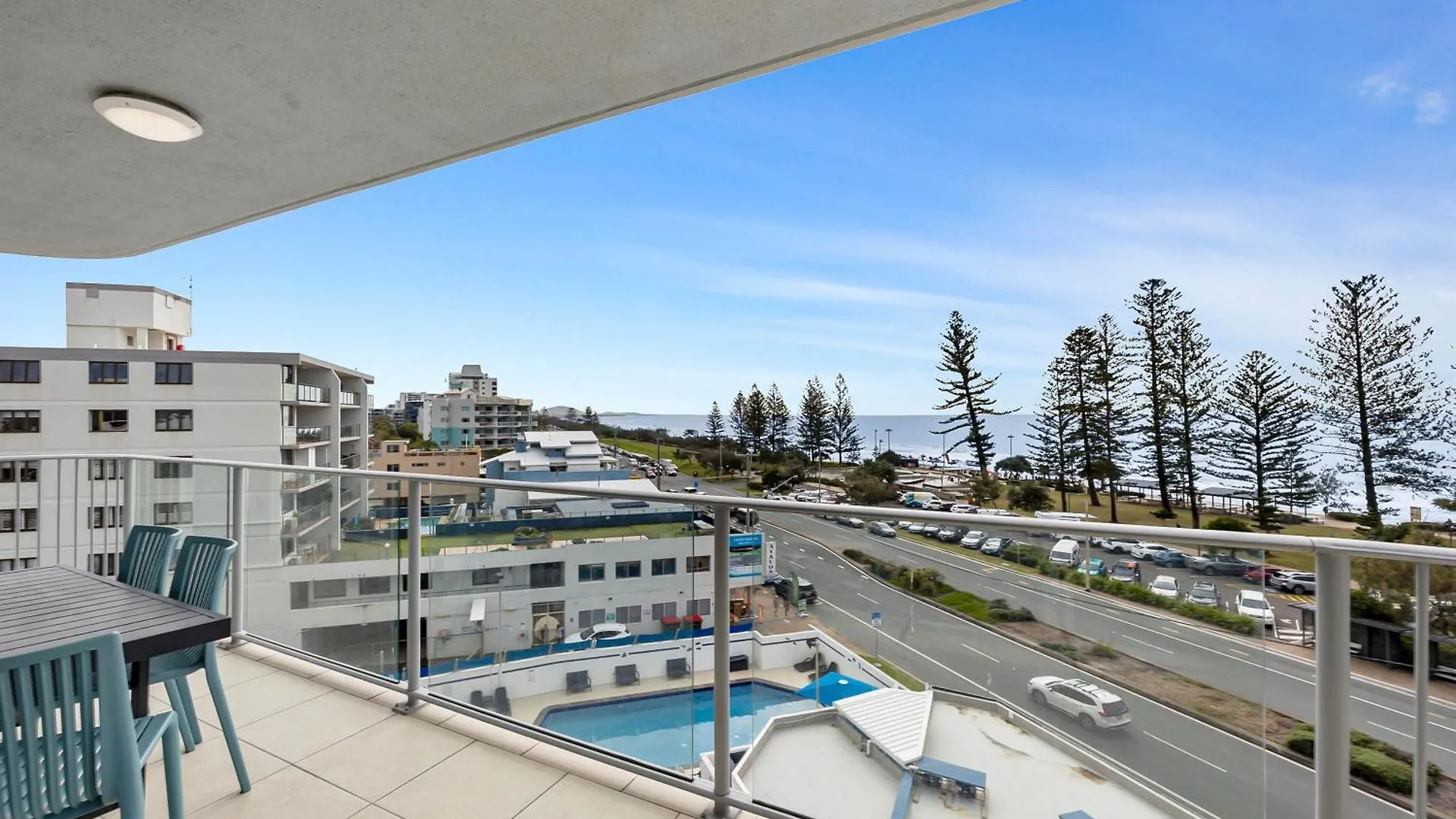 Mandolin Beachfront Resort Alexandra Headland Aparthotel