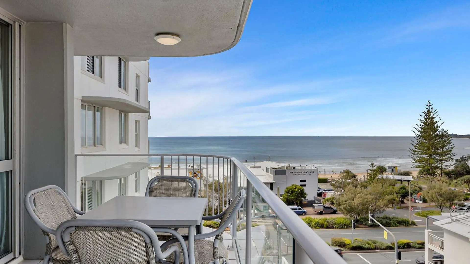 Mandolin Beachfront Resort Alexandra Headland
