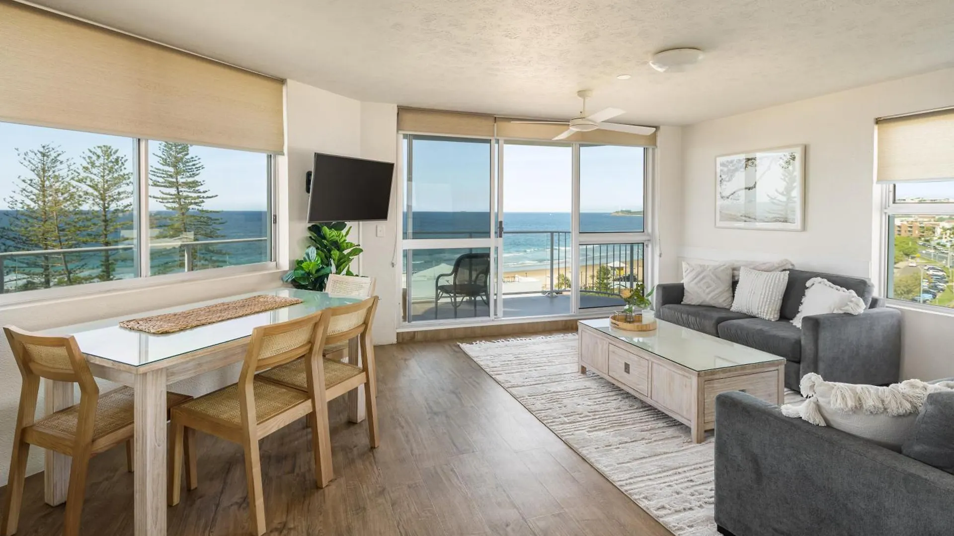 Mandolin Beachfront Resort Alexandra Headland 4*,